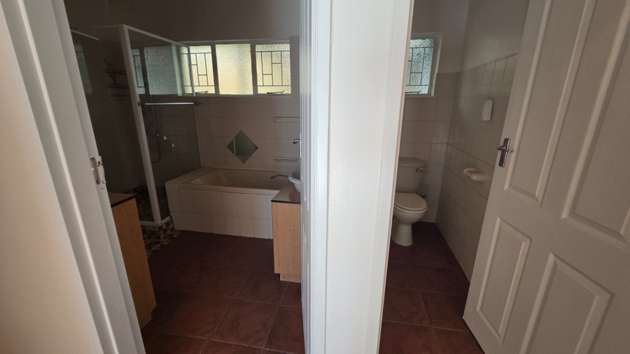 3 Bedroom Property for Sale in Langenhovenpark Free State